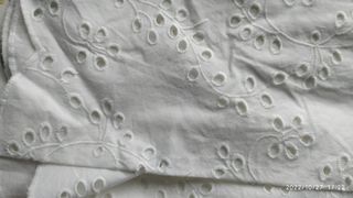 PRECIOSA falda corta NUEVA, NO ESTRENADA, talla L