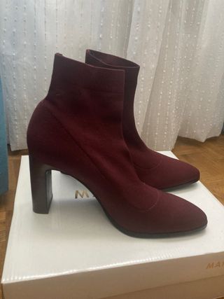 Botín calcetín burdeos Zara Talla 37