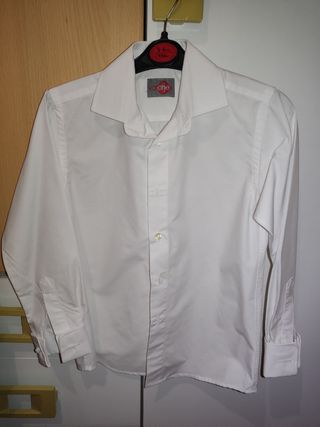 se vende traje niño en JAEN..
