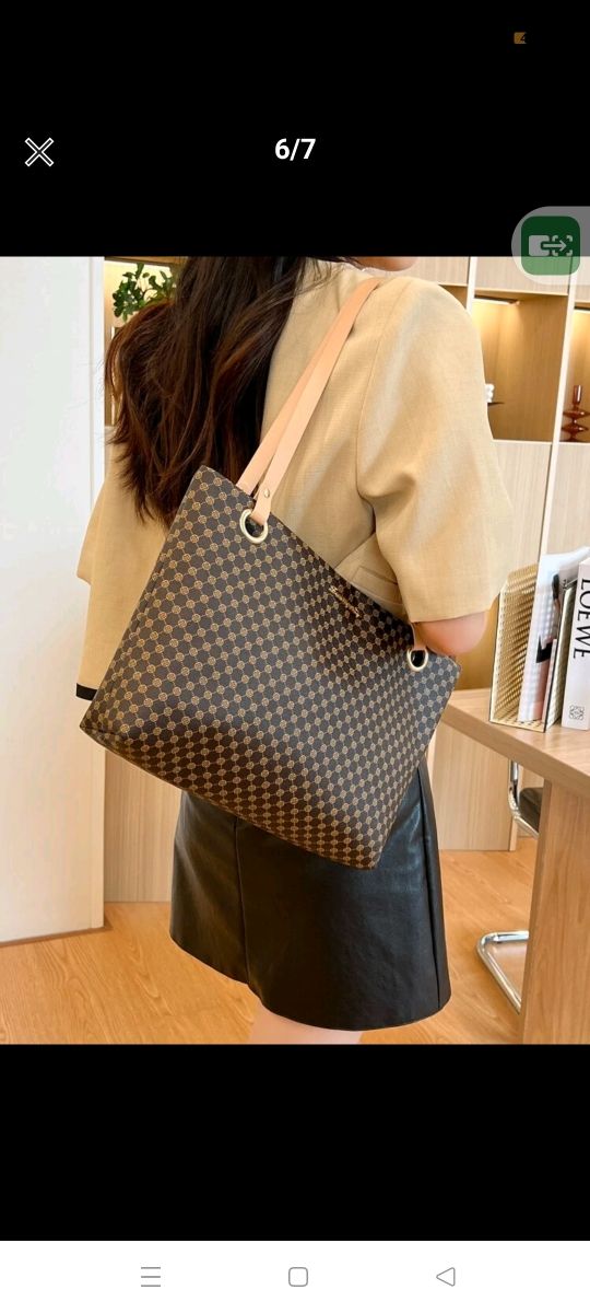 precioso bolso con patrón geométrico con etiqueta