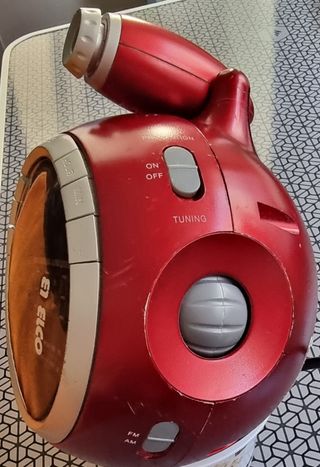 Radio reloj con despertador y proyector Elco