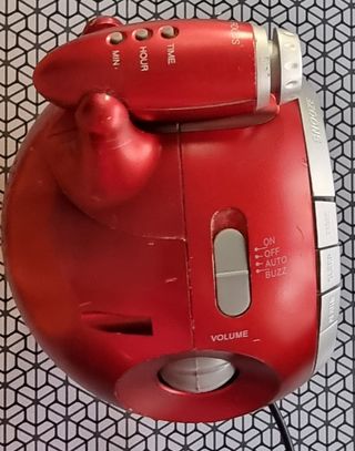 Radio reloj con despertador y proyector Elco