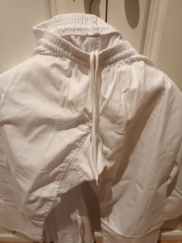 kimono 170 cm nuevo decathlon