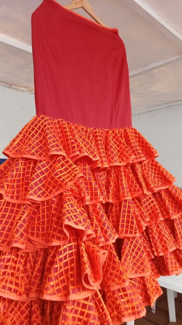 Camisa y falda de flamenca talle alto