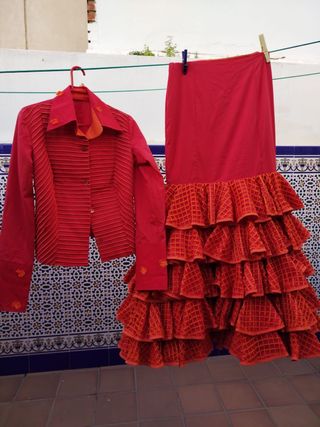 Camisa y falda de flamenca talle alto