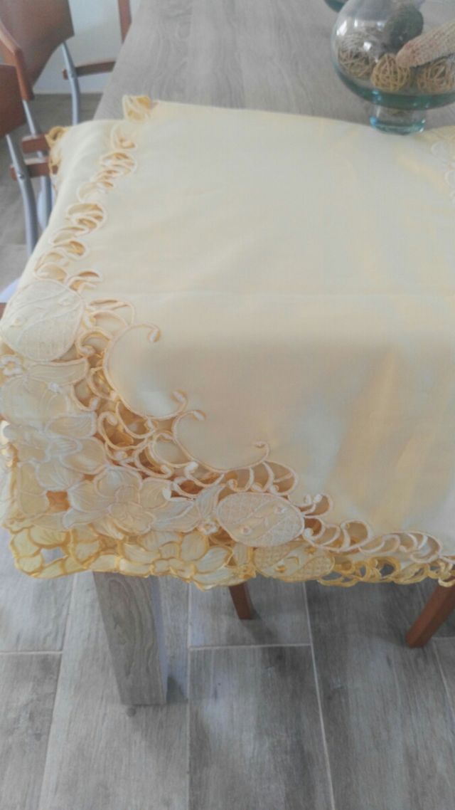 mantel de mesa medidas 150 por 150