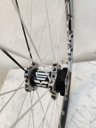 2 Ruedas DT Swiss 29" MTB