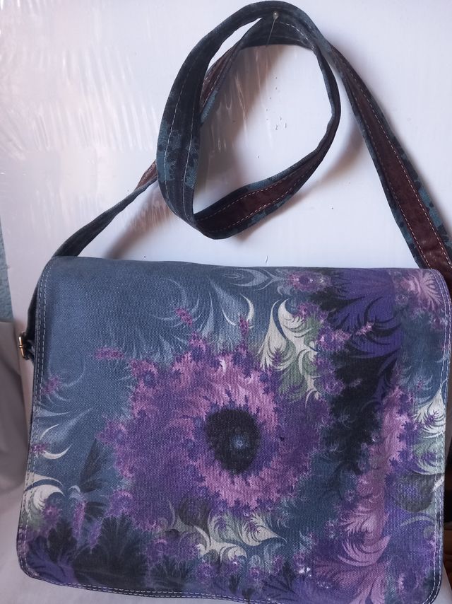 CARTERA DE TELA ESTAMPADA