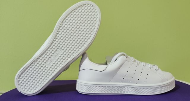 Deportivas piel unisex similar ADIDAS Blanco n. 40