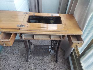 MÁQUINA DE COSER, SINGER