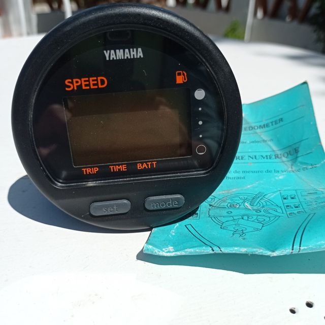 Yamaha  VELOCÍMETRO