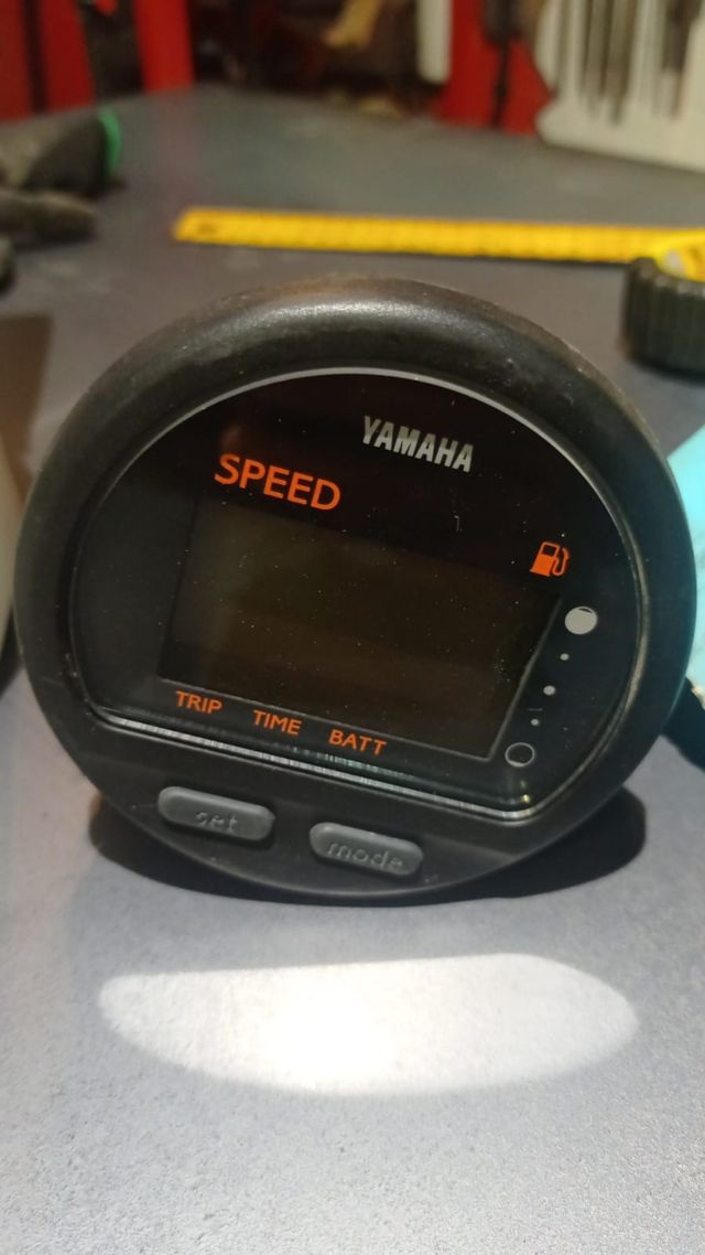 Yamaha  VELOCÍMETRO