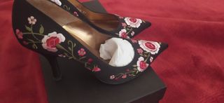 ZAPATOS JOYA DE PURA LÓPEZ - BORDADOS -
