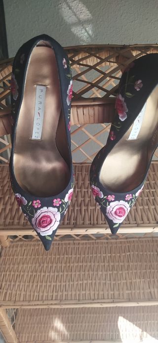 ZAPATOS JOYA DE PURA LÓPEZ - BORDADOS -