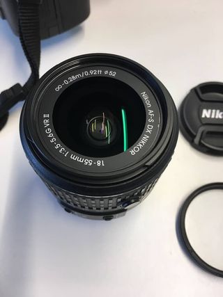 Cámara Nikon D3200 + Objetivos + Accesorios