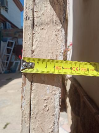 Puerta antigua ideal para decoración