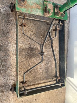 Báscula antigua romana de suelo.