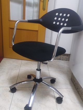 SILLA ORDENADOR MODERNA+SILLA OFICINA