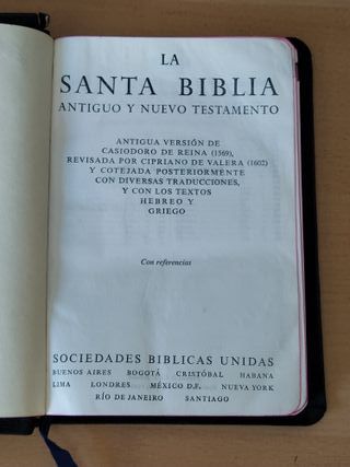Libros religiosos antiguos