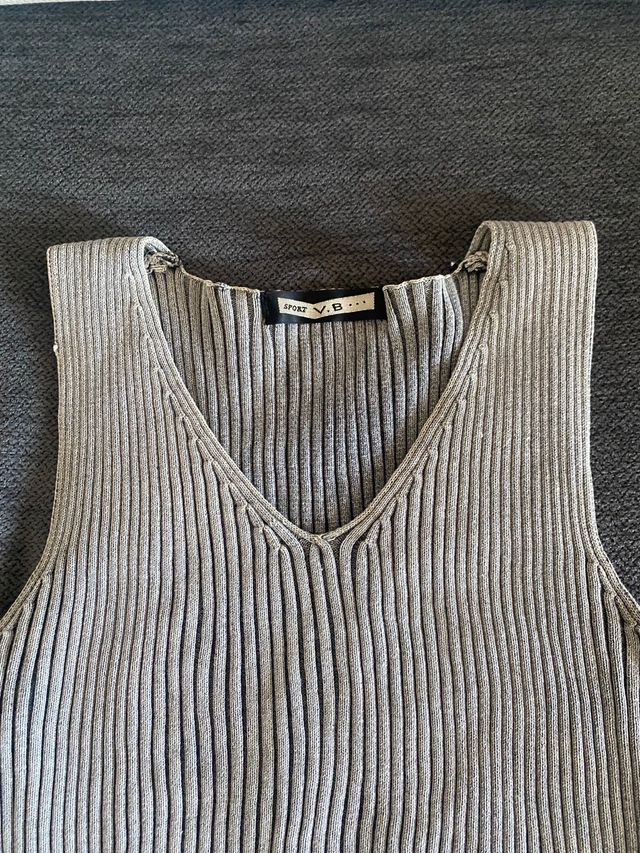 Maglietta grigia taglia M