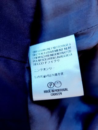 Falda morada de Aquascutum