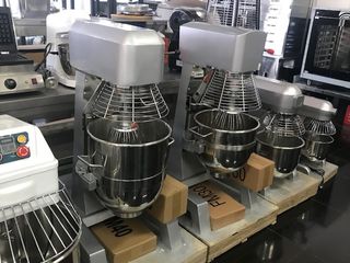 Impastatrice per pasticceria nuova da 30 litri
