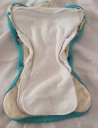 Dos camisetas a estrenar con etiquetas talla 2/3