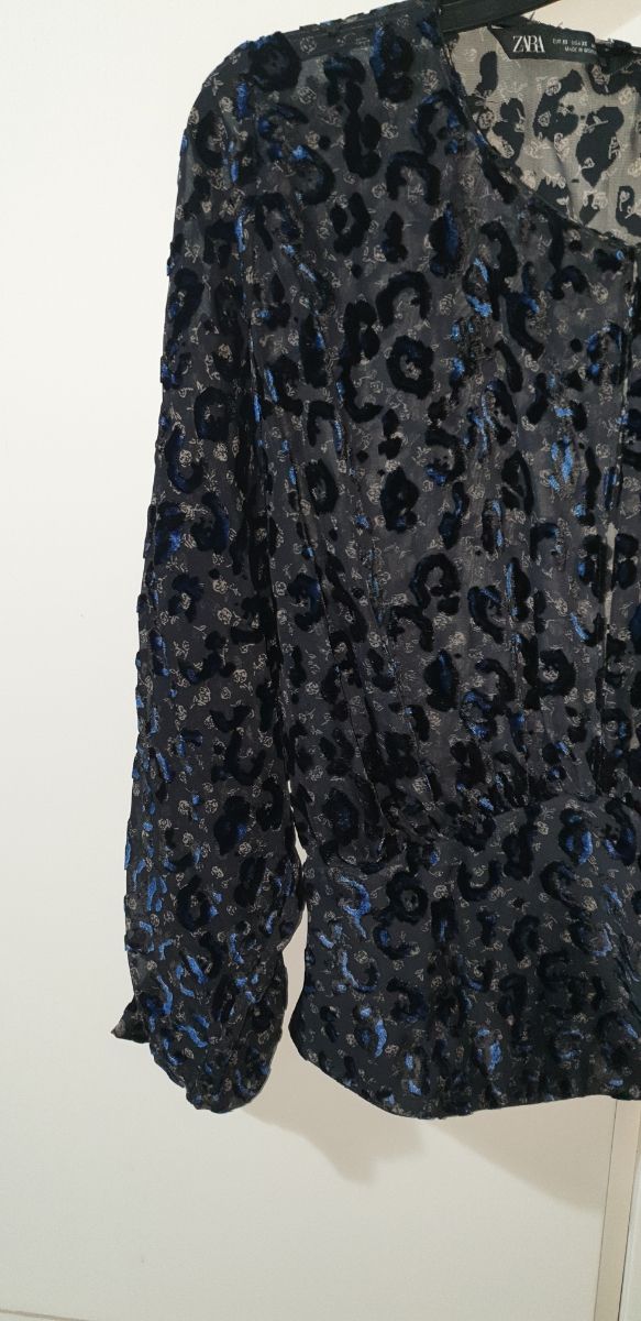 Blusa print leopardo Zara S 
