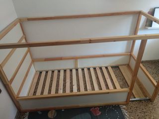 Cama Kura Ikea