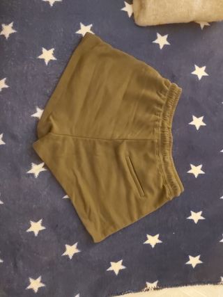 Pantalón corto