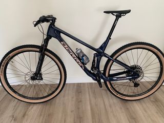 Bicicleta Carbono Berria Mako 4