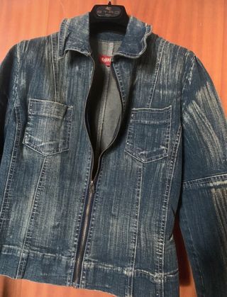 Giacca da ragazza di jeans con cerniera Carrera