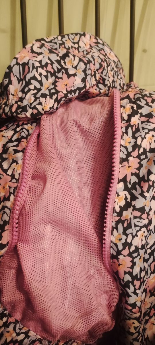 chaqueta cortaviento finita, sin estrenar