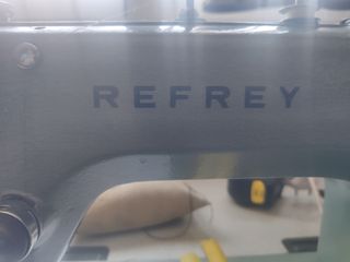 REFREY 427, serie 430. Maquina de Coser