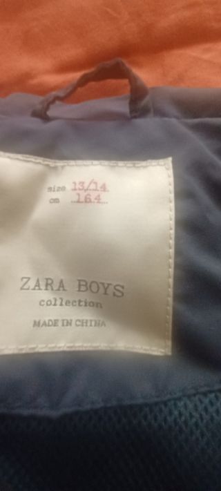 ZARA CHAQUETA CORTAVIENTOS NIÑO
