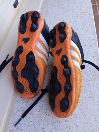 Botas de futbol talla 31