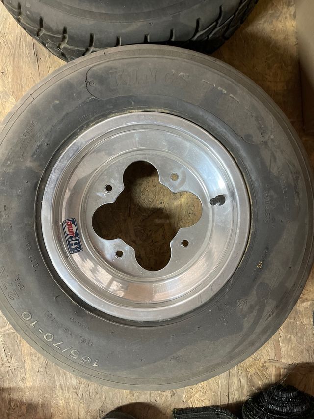 Llantas suzuki ltz 400 de segunda mano por 150 EUR en Pilas en WALLAPOP