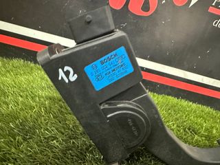 PEDAL-MODULO-FRONTAL KIA CARNIVAL 2007