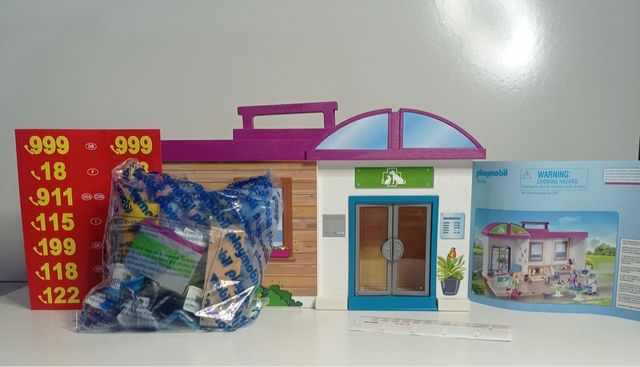 Clínica veterinaria maletín playmobil