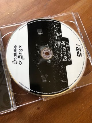 Loquillo  Hermanos de Sangre  CD + DVD