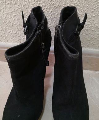 Botines ( Num. 38 ) 