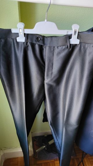 traje de ceremonia negro