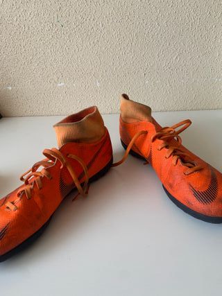 Botas nike de fútbol