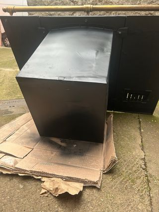 Vendo cocina de carbón calefactora de obra