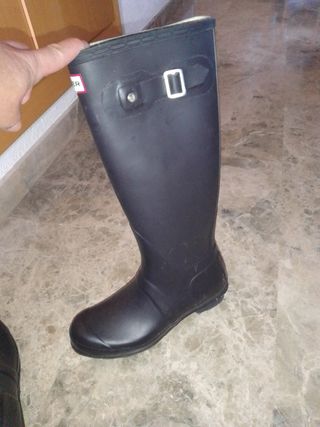 Botas HUNTER el precio no es negociable 
