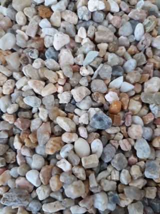 Piedras para decoración de acuario