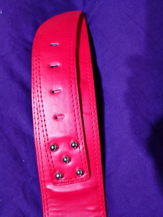 Cinturones piel. Mujer.Colores alegres y negros