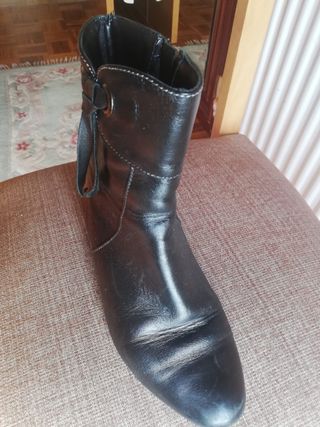 Botas de piel Marrones y negras