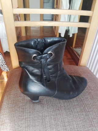 Botas de piel Marrones y negras