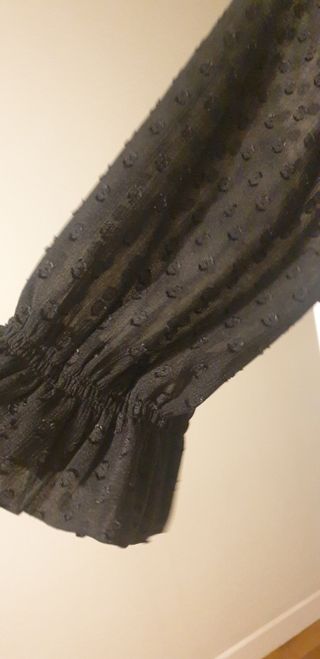 Blusa negra manga larga
